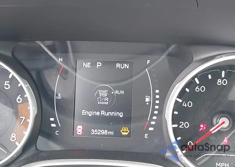 2020 Jeep Compass Latitude 4X4 z USA, uszkodzony, nr VIN 3C4NJDBB1LT135570